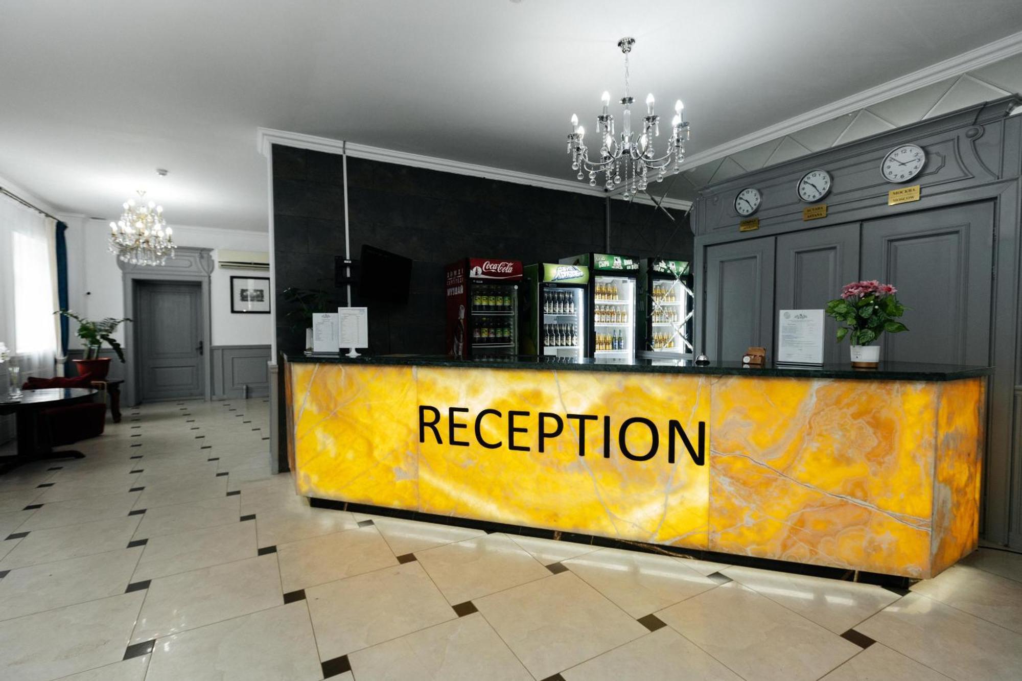 Alcazar Hotel Atyrau Luaran gambar